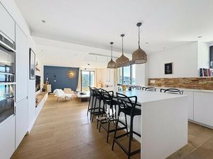 Maison de luxe à vendre à Veyrier-du-Lac