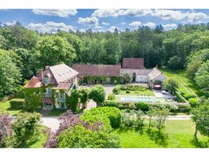 Manoir à vendre à Noyers