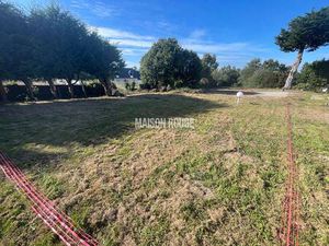 Terrain constructible viabilisé à vendre