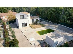 Vente maison 4 pièces 91 m² Saint-Maximin-la-Sainte-Baume (83470)