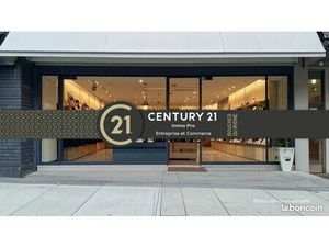 Boutique 60 m² CARRY LE ROUET