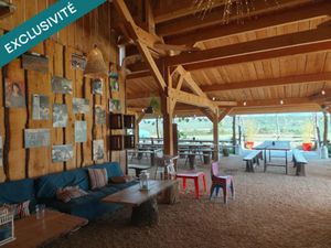 Vente terrain 19748 m² à Saint-Martin-de-Castillon (84750)  550 000 €