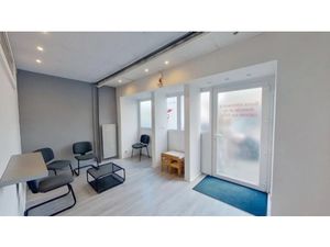 Vente locaux professionnels 50 m² à Le Chambon-Feugerolles (42500)  44 000 €