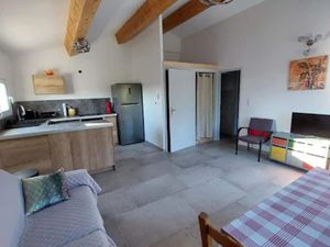 Location meublée appartement 2 pièces 50 m² à Sussargues (34160)  780 €