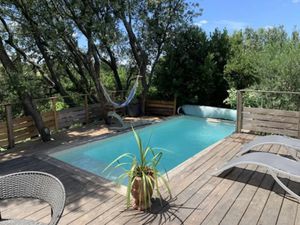 Location meublée maison 4 pièces 120 m² à Taillades (84300)  1 600 €