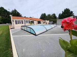 Vente maison 5 pièces 115 m² à Sainte-Hermine (85210)  279 900 €