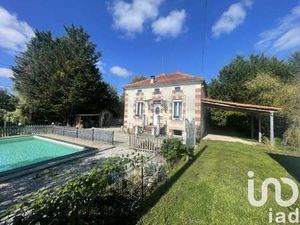 Vente Maison Piscine à Saint-Amant-de-Boixe (16330) : à vendre Piscine / 80m² Saint-Amant-