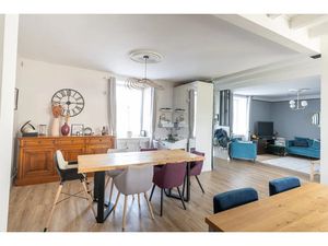 Vente ferme 5 pièces 120 m² à Hirel (35120)  357 000 €