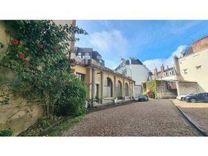 Location Parking TOURS 37000