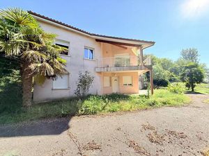 Vente immeuble 7 pièces 200m2 Nogaro 32110 - 245000 € - Surface Privée