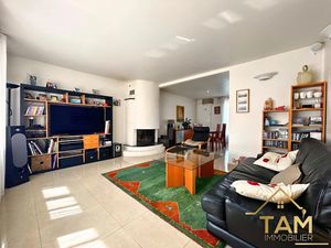 Vente maison 10 pièces 186 m² à Saint-Cyr-l'Ecole (78210)  849 750 €