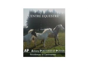Centre Equestre en Centre Bretagne  Murs commerciaux