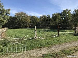 Vente terrain 1040 m² à Aubiac (47310)  55 000 €