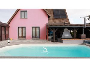 À VENDRE - Superbe maison familiale avec véranda  piscine  en périphérie de Strasbourg