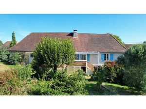 Maison en pierre  3 chambres  piscine  garage