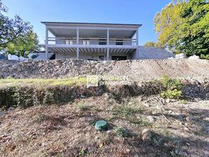 A Vendre Saint-Paul-en-Forêt Maison neuve à terminer
