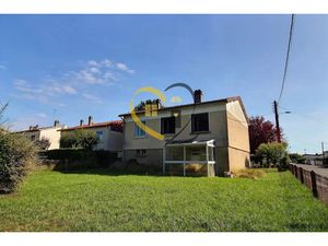 Vente maison 4 pièces 76 m² à Saint-Germain-du-Puy (18390)  85 000 €