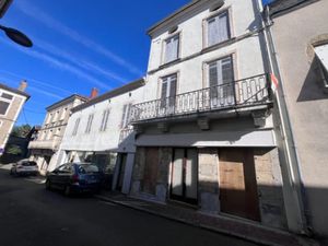 Vente maison 12 pièces 336 m² à Mugron (40250)  150 500 €