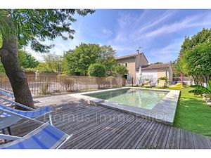 Achat Maison 7 pièces 150m² ST SATURNIN LES AVIGNON 84450