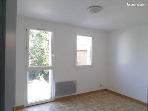 Studio 1 pièce 21 m²