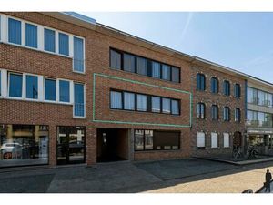 Ruim appartement met 2 slpks  kelderberging en zuid terras