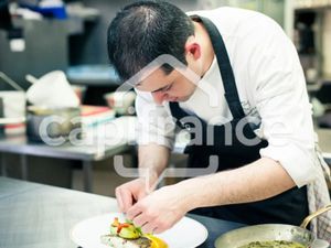 Vente locaux professionnels 330 m² à Sainte rose (97439)  57 500 €