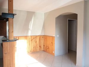 Location appartement 2 pièces 40 m² à Villeparisis (77270)  800 €