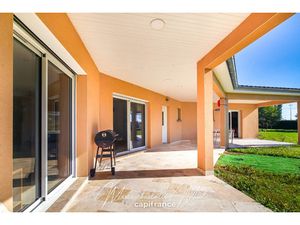 Maison à vendre SAINT BENIGNE 5 pièce(s) 140m2 310 000€