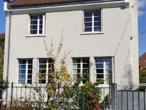 Location meublée chambre 1 pièce 12 m² à Le Mesnil-le-Roi (78600)  800 €