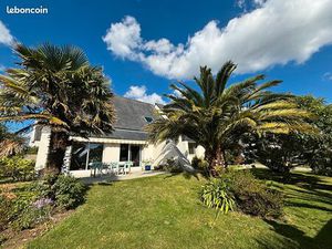 Maison 9 pièces 222 m²