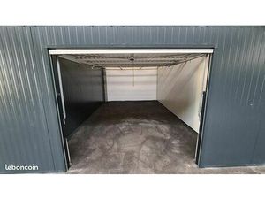GARAGE 22 m² - Vannes - Sécurisé