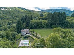 Propriété 6 pièces 205 m²