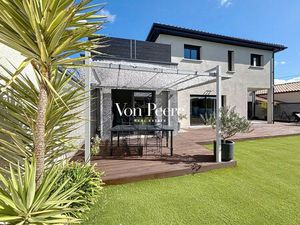 Maison de luxe à vendre à Tavel