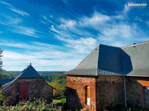 Maisons + Granges + Terrain à finir de restaurer