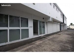Bureaux 84 m²