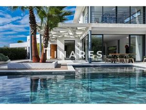 Maison de luxe à vendre dans le quartier Est