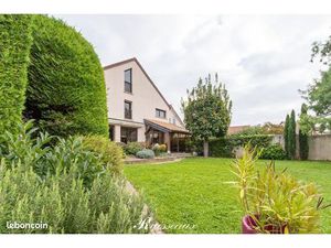 Maison 294 m² Fontaine-lès-Dijon