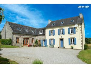 Propriété 8 pièces 271 m²