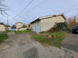 Garage/dependance transformable habitation sur 357m2 de terrain