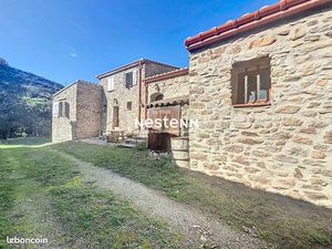 Mas 11 pièces 217 m²