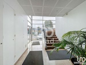 Bureaux 121 m² SAINT-GRÉGOIRE