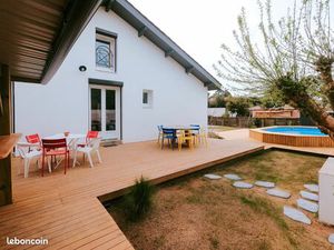 Location à l’année maison 6 chambres avec spa et piscine