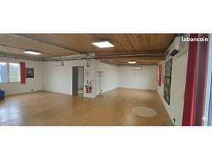 Bureaux 90 m²
