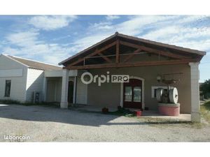 Local commercial 795 m²