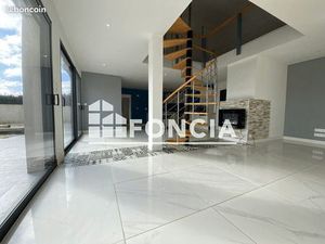 Maison 5 pièces 142 m²