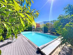 Maison 15 pièces 353 m²