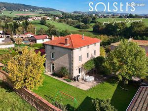 Maison 7 pièces 210 m²