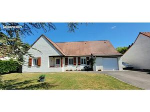 En secteur boisé de la station