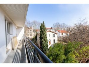 SAINT-DENIS (93200) - APPARTEMENT 3 PIECES - TRES LUMINEUX - BALCON - PARKING