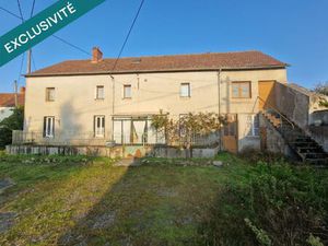 Grande maison à rénover avec dépendances  terrain
